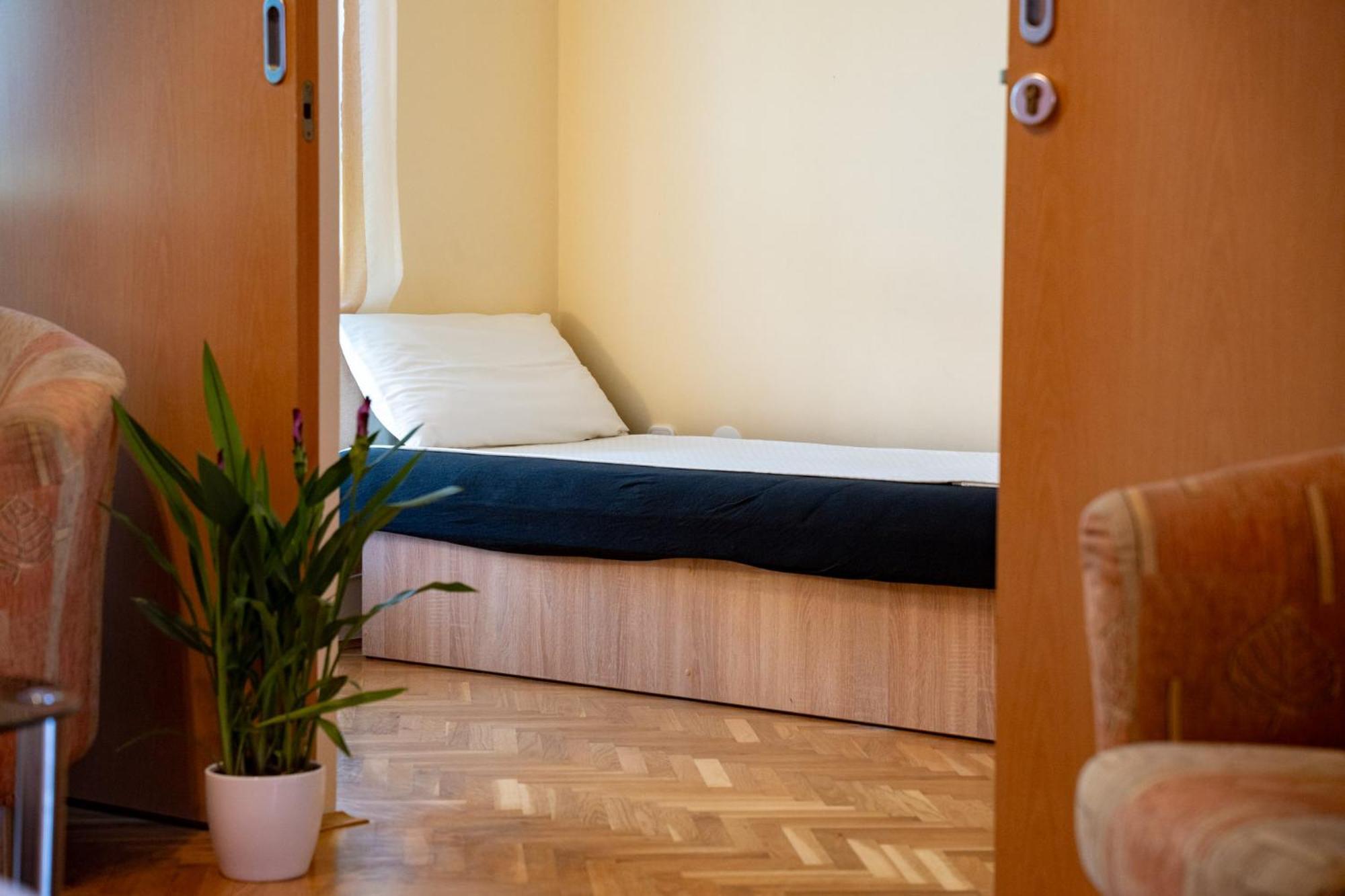 Ferienwohnung Rab Centar Due Palit Exterior foto